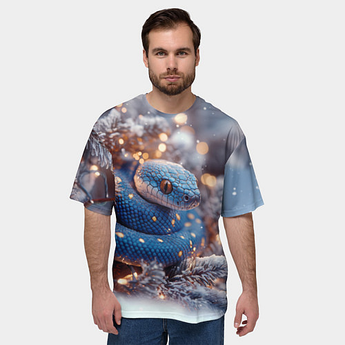 Мужская футболка оверсайз Синяя змея в снежной елке / 3D-принт – фото 3