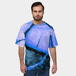 Футболка оверсайз мужская Трещины на абстрактном синем фоне, цвет: 3D-принт — фото 2