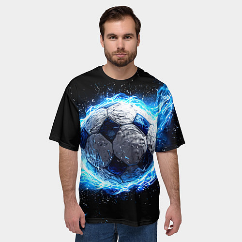 Мужская футболка оверсайз Футбольный мяч в синем пламени / 3D-принт – фото 3