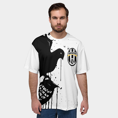 Мужская футболка оверсайз Ювентус черная птица краски / 3D-принт – фото 3