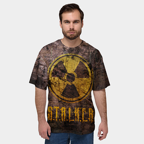Мужская футболка оверсайз Stalker - знак на ржавой поверхности / 3D-принт – фото 3
