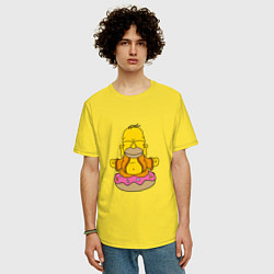 Футболка оверсайз мужская Гомер на пончике, цвет: желтый — фото 2