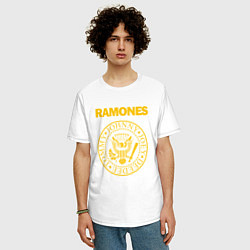 Футболка оверсайз мужская Ramones, цвет: белый — фото 2