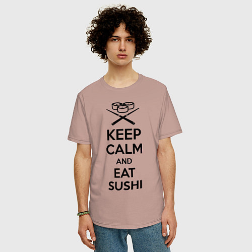 Мужская футболка оверсайз Keep Calm & Eat Sushi / Пыльно-розовый – фото 3