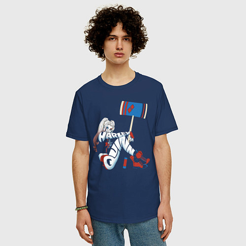 Мужская футболка оверсайз Игривая Харли Квинн / Тёмно-синий – фото 3