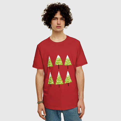 Мужская футболка оверсайз Зелёные елочки с разноцветными гирляндами / Красный – фото 3