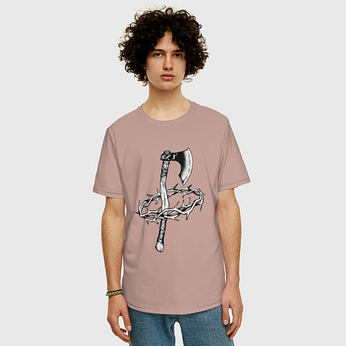 Мужская футболка оверсайз Боевой топор и колючий венок / Пыльно-розовый – фото 3