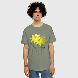Футболка оверсайз мужская Flowers yellow, цвет: авокадо — фото 2