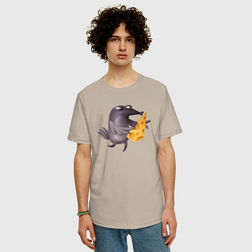 Мужская футболка оверсайз Ворона с сыром / Миндальный – фото 3