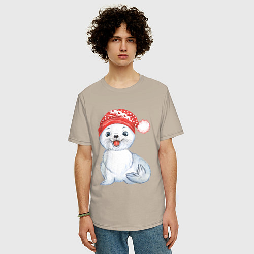 Мужская футболка оверсайз Новогодний тюлень / Миндальный – фото 3