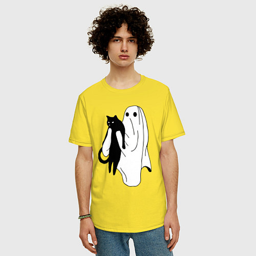 Мужская футболка оверсайз Призрак держит чёрного кота / Желтый – фото 3