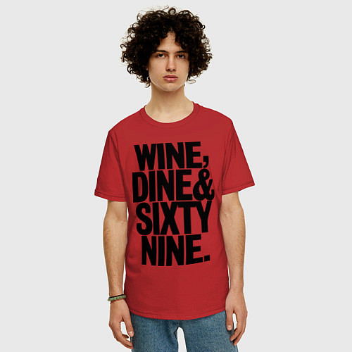 Мужская футболка оверсайз Wine, dine and sixty nine / Красный – фото 3