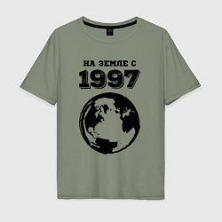 Мужская футболка оверсайз На Земле с 1997 с краской на светлом