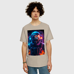 Футболка оверсайз мужская Огненный космонавт, цвет: миндальный — фото 2