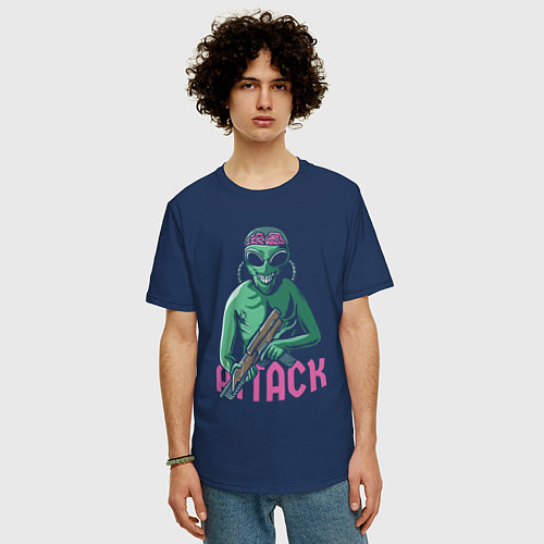 Мужская футболка оверсайз Атака пришельцев / Тёмно-синий – фото 3