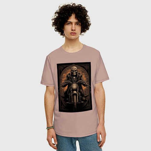 Мужская футболка оверсайз Старый скелет едет на старом мотоцикле / Пыльно-розовый – фото 3