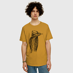 Футболка оверсайз мужская Кобра новогодняя, цвет: горчичный — фото 2