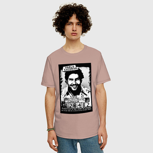 Мужская футболка оверсайз Escobar in the jail / Пыльно-розовый – фото 3