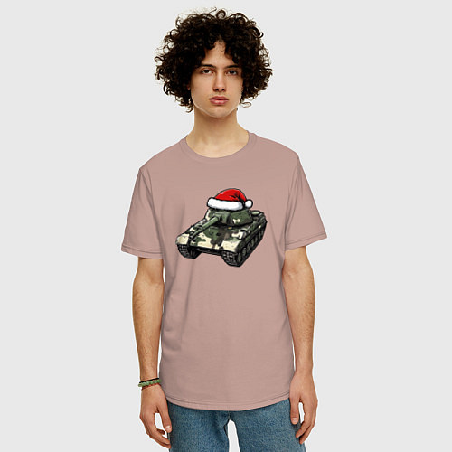 Мужская футболка оверсайз Советский новогодний танк / Пыльно-розовый – фото 3