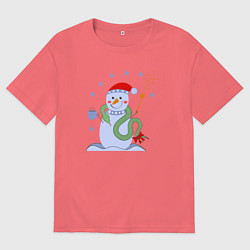 Футболка оверсайз мужская Новогодний снеговик и змея, цвет: коралловый