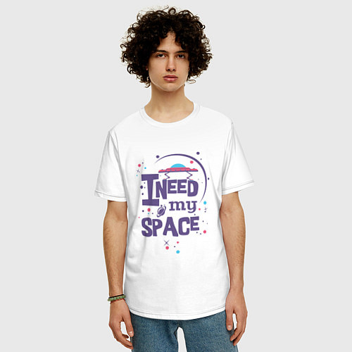 Мужская футболка оверсайз I need my space / Белый – фото 3