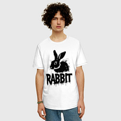 Футболка оверсайз мужская Черный кролик с надписью, цвет: белый — фото 2