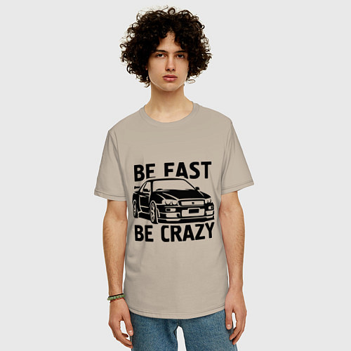 Мужская футболка оверсайз Be fast be crazy / Миндальный – фото 3
