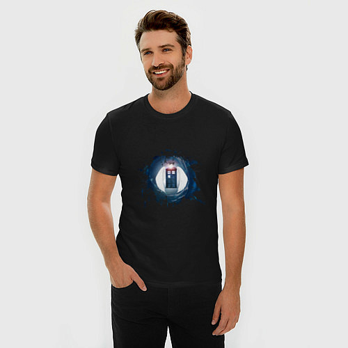 Мужская slim-футболка DOCTOR WHO / Черный – фото 3
