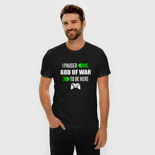 Мужская slim-футболка I Paused God of War To Be Here с зелеными стрелкам / Черный – фото 3
