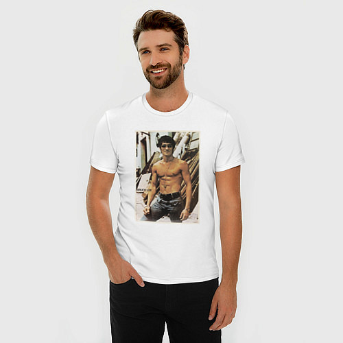 Мужская slim-футболка Брюс Ли - ретро постер / Белый – фото 3