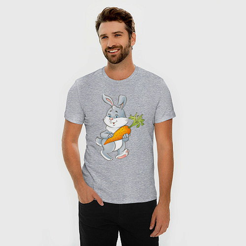 Мужская slim-футболка Мультяшный заяц с морковкой / Меланж – фото 3