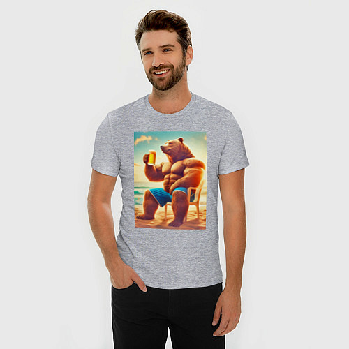 Мужская slim-футболка Bear bodybuilder with a cup of beer on a beach - a / Меланж – фото 3