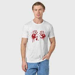 Футболка хлопковая мужская Кровавые отпечатки рук, цвет: белый — фото 2