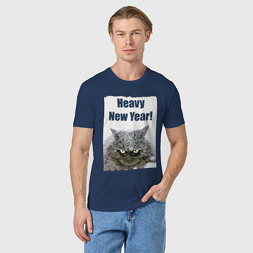 Мужская футболка Heavy New Year - снег на морде / Тёмно-синий – фото 3