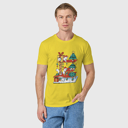 Мужская футболка Новогодние котята на домике с ёлками / Желтый – фото 3