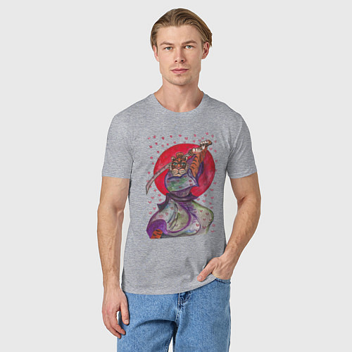 Мужская футболка Тигра самурай на фоне солнца / Меланж – фото 3