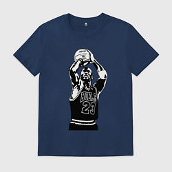 Футболка хлопковая мужская Майкл Джордан бросает мяч, цвет: тёмно-синий