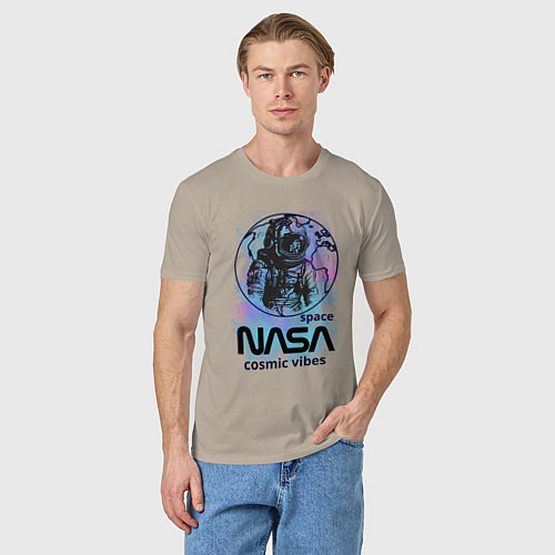Мужская футболка Космонавт nasa / Миндальный – фото 3