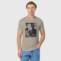 Футболка хлопковая мужская Good girls love bad boys, цвет: миндальный — фото 2