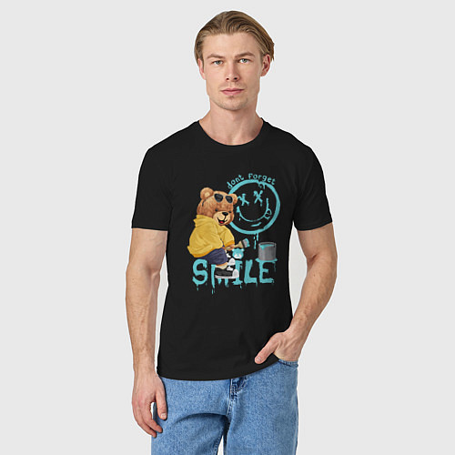 Мужская футболка Плюшевый медведь и смайлик / Черный – фото 3