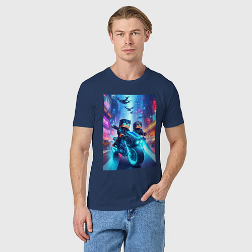 Мужская футболка Майнкрафт - чувак на мотоцикле / Тёмно-синий – фото 3