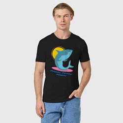 Футболка хлопковая мужская Акула серфит, цвет: черный — фото 2