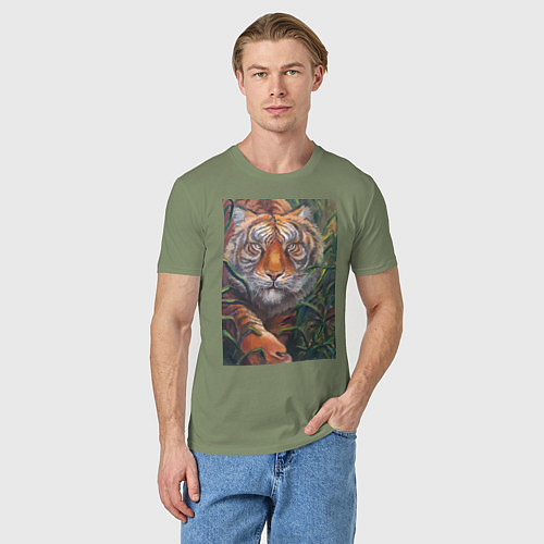 Мужская футболка Охотящийся тигр / Авокадо – фото 3