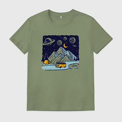 Футболка хлопковая мужская Космическая дорога в горах, цвет: авокадо