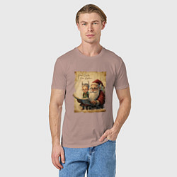 Футболка хлопковая мужская Санта и Эльф, цвет: пыльно-розовый — фото 2