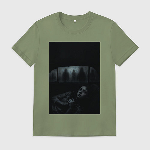 Мужская футболка Девушка прячется в машине ужасы триллер / Авокадо – фото 1