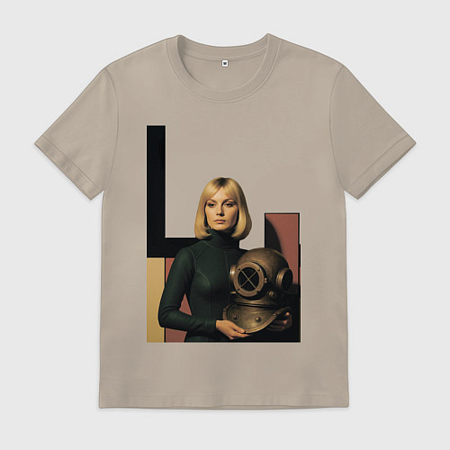 Мужская футболка Девушки и старый водолазный шлем ретрофутуризм поп / Миндальный – фото 1