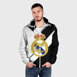 Ветровка с капюшоном мужская Реал Мадрид черно белые полосы, цвет: 3D-белый — фото 2