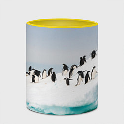 Кружка 3D Пингвины на айсберге, цвет: 3D-белый + желтый — фото 2