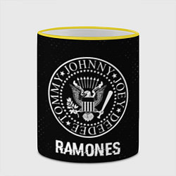 Кружка 3D Ramones glitch на темном фоне, цвет: 3D-желтый кант — фото 2